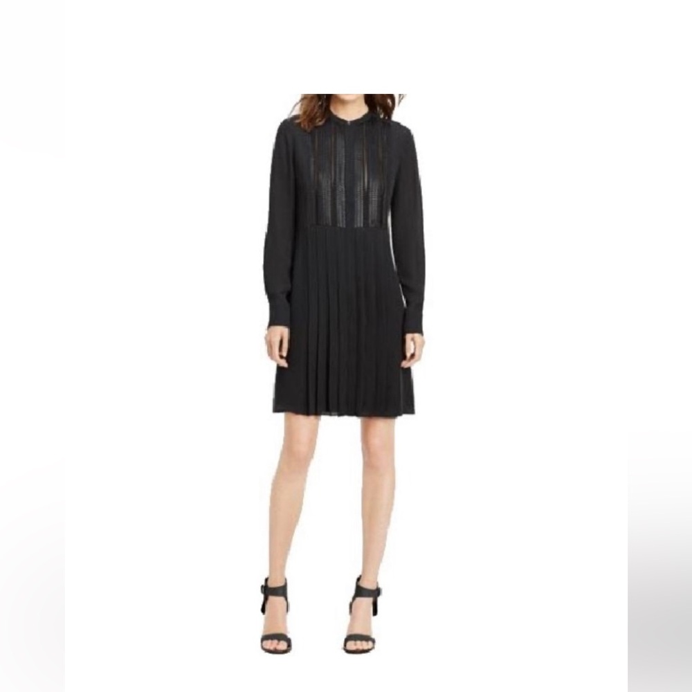NWT Vince Vince Pleated Long Sleeve Dress with Lattice Bib in Black, Size 2